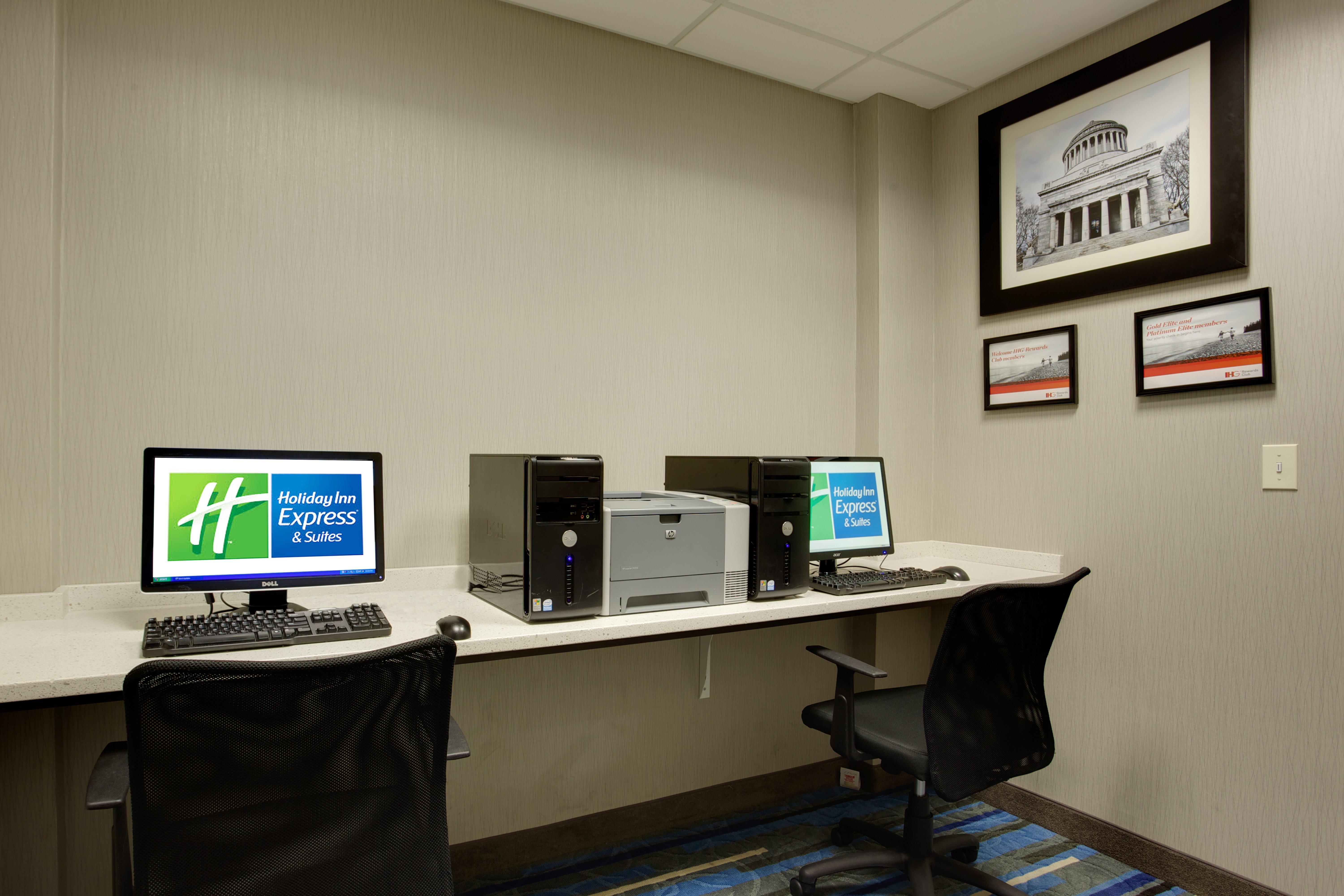 Holiday Inn Express Hotel & Suites Meadowlands Area By Ihg Carlstadt Kültér fotó