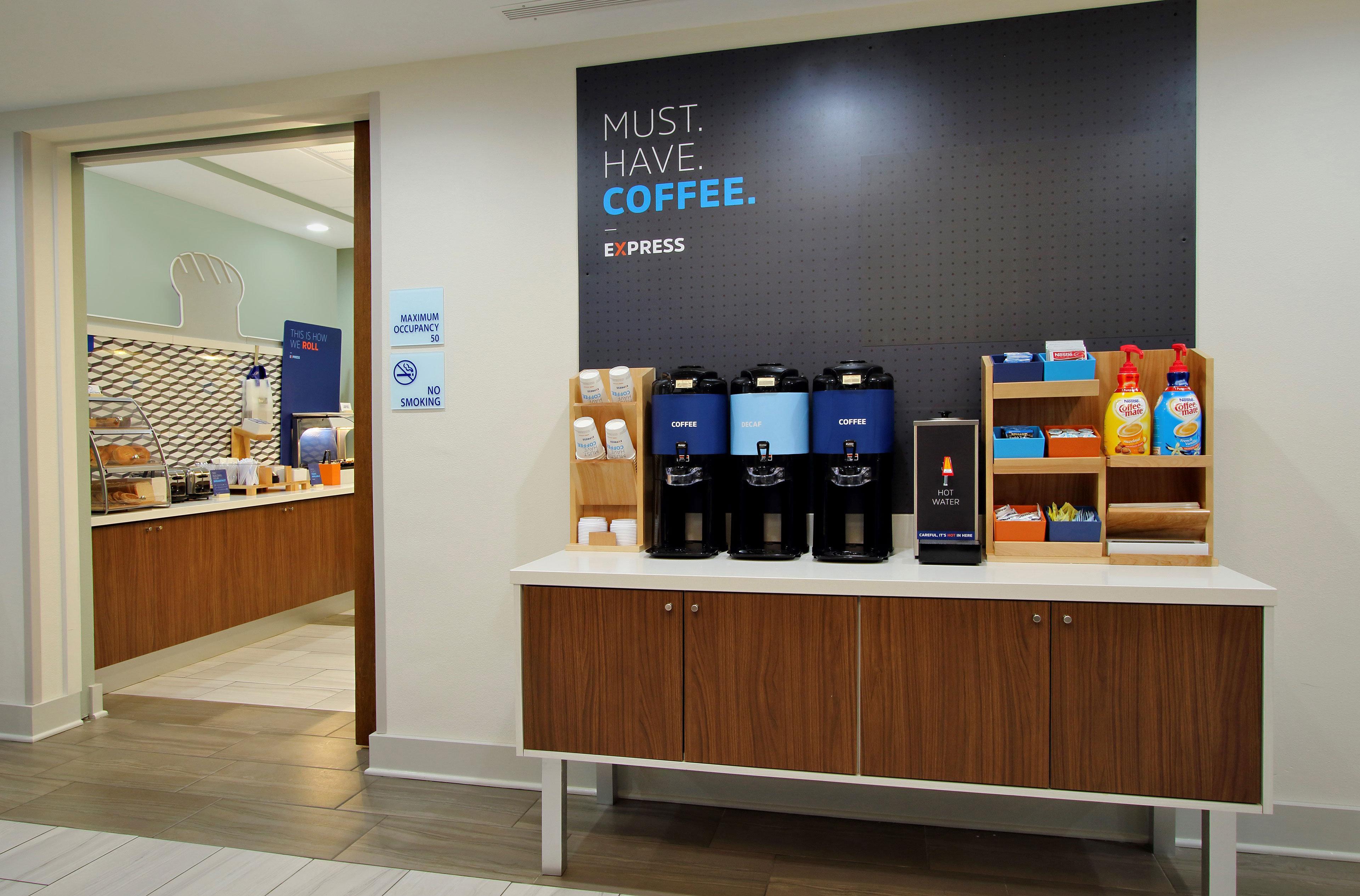 Holiday Inn Express Hotel & Suites Meadowlands Area By Ihg Carlstadt Kültér fotó