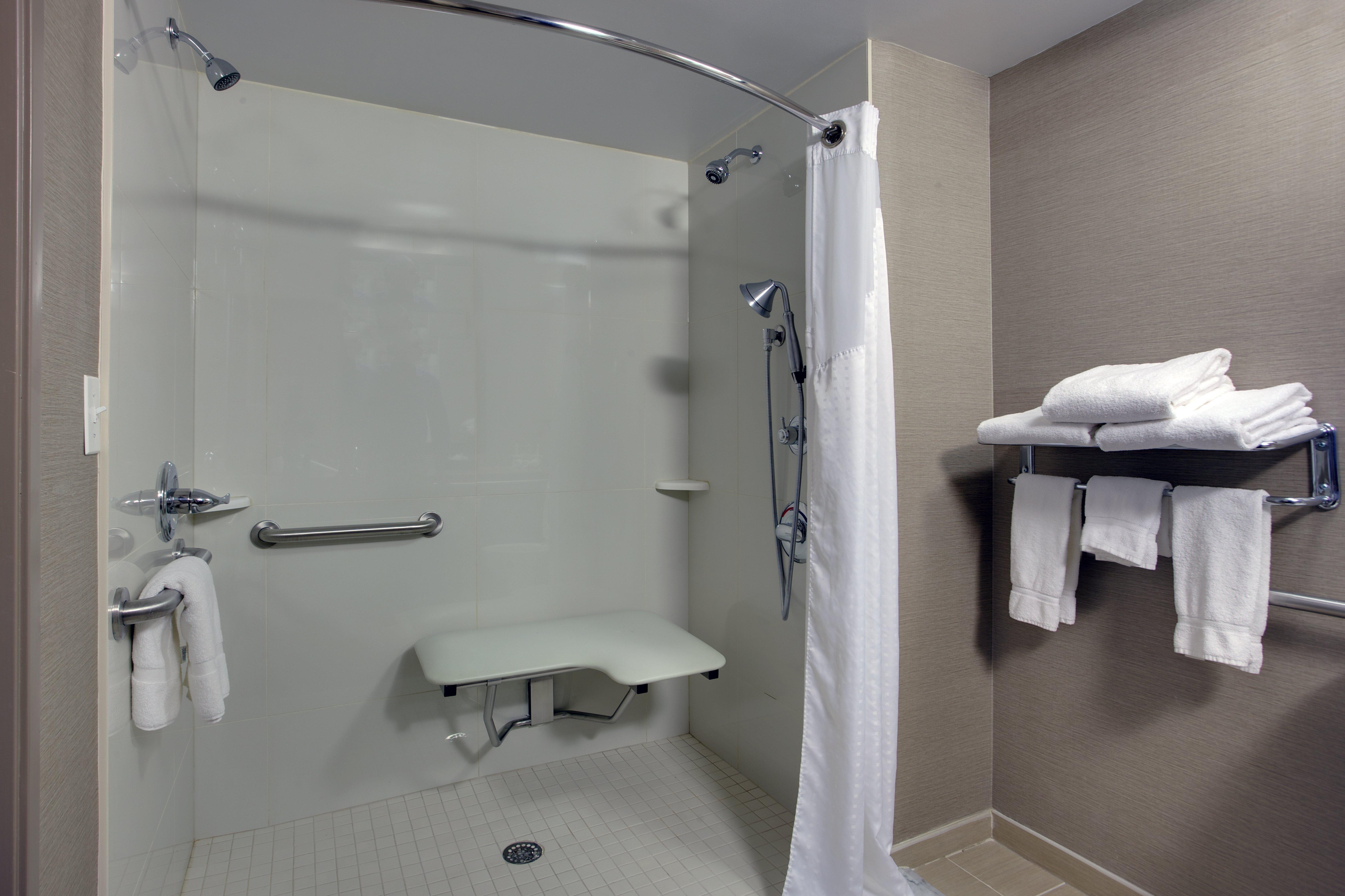 Holiday Inn Express Hotel & Suites Meadowlands Area By Ihg Carlstadt Kültér fotó