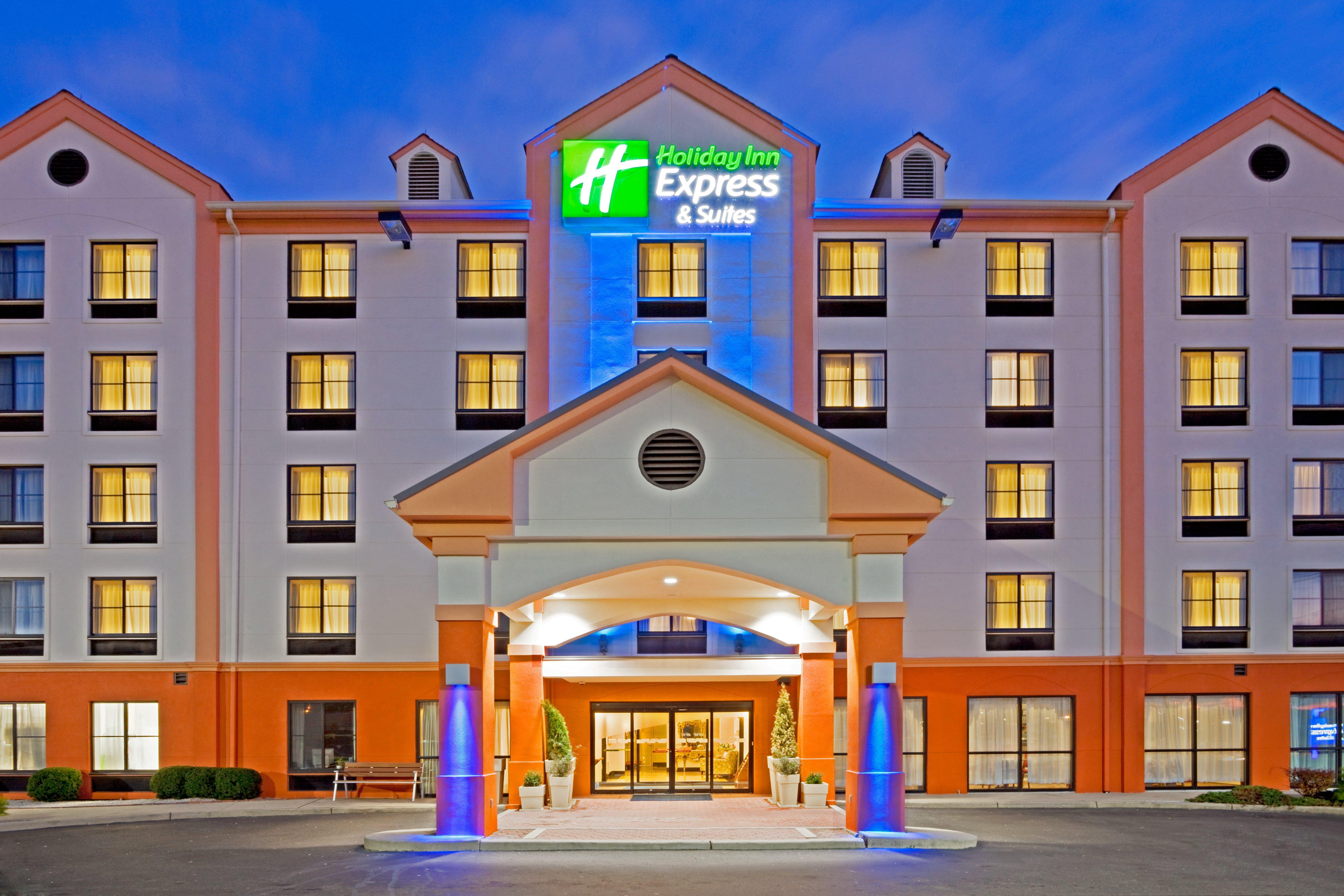 Holiday Inn Express Hotel & Suites Meadowlands Area By Ihg Carlstadt Kültér fotó